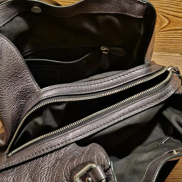 Coach Pebbled Leather Shoulder Bag – Grey Three Pocket - Picture 5 of 13